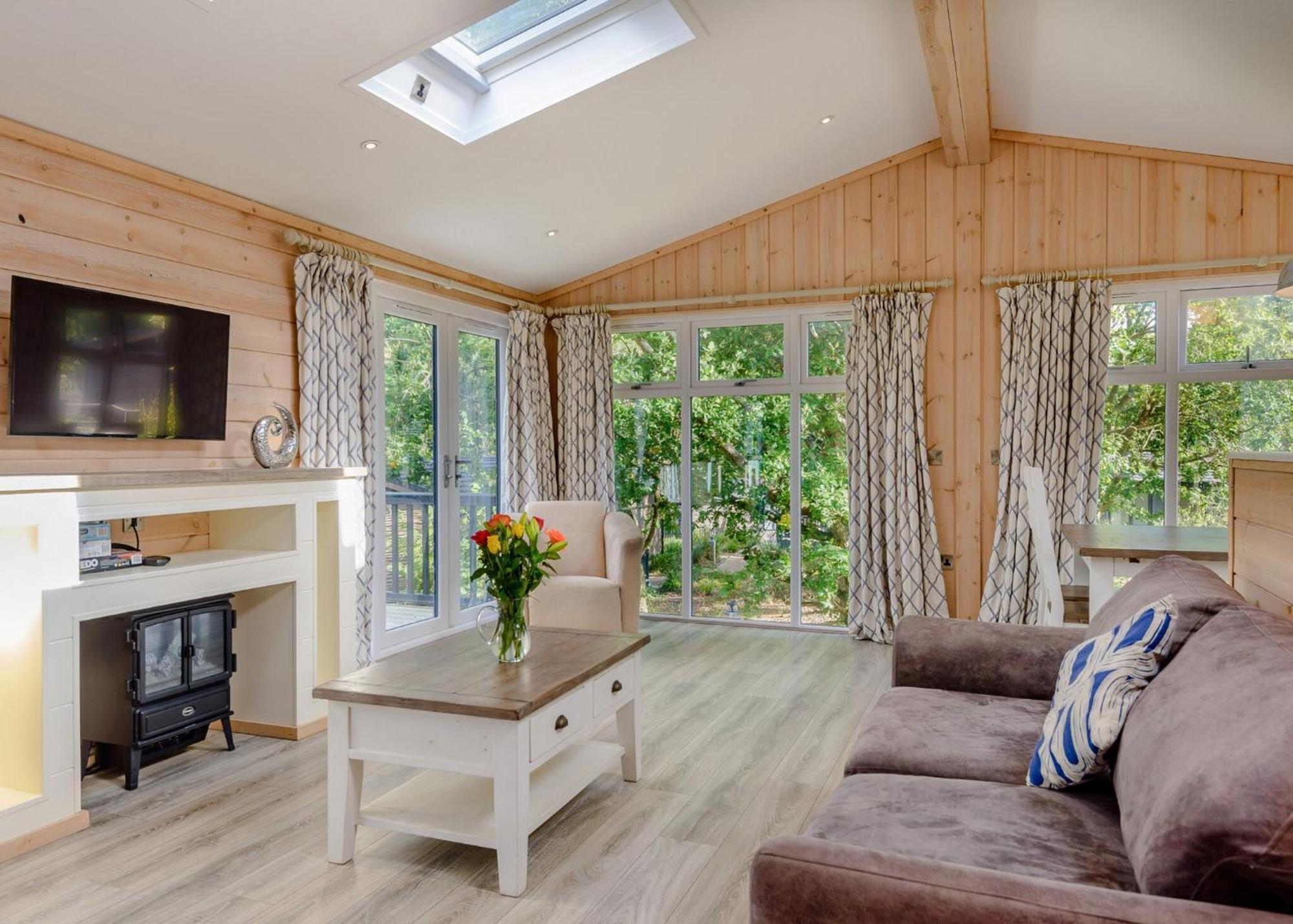 Woodside Bay Lodge Retreat Wootton Bridge  Bagian luar foto